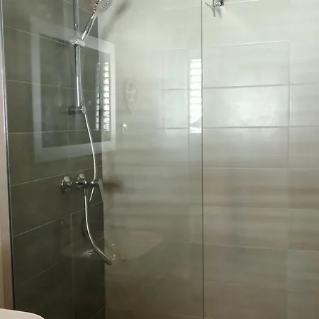 Tamara St - Two Bedroom With Balcony A2 Διαμέρισμα Lokva Rogoznica